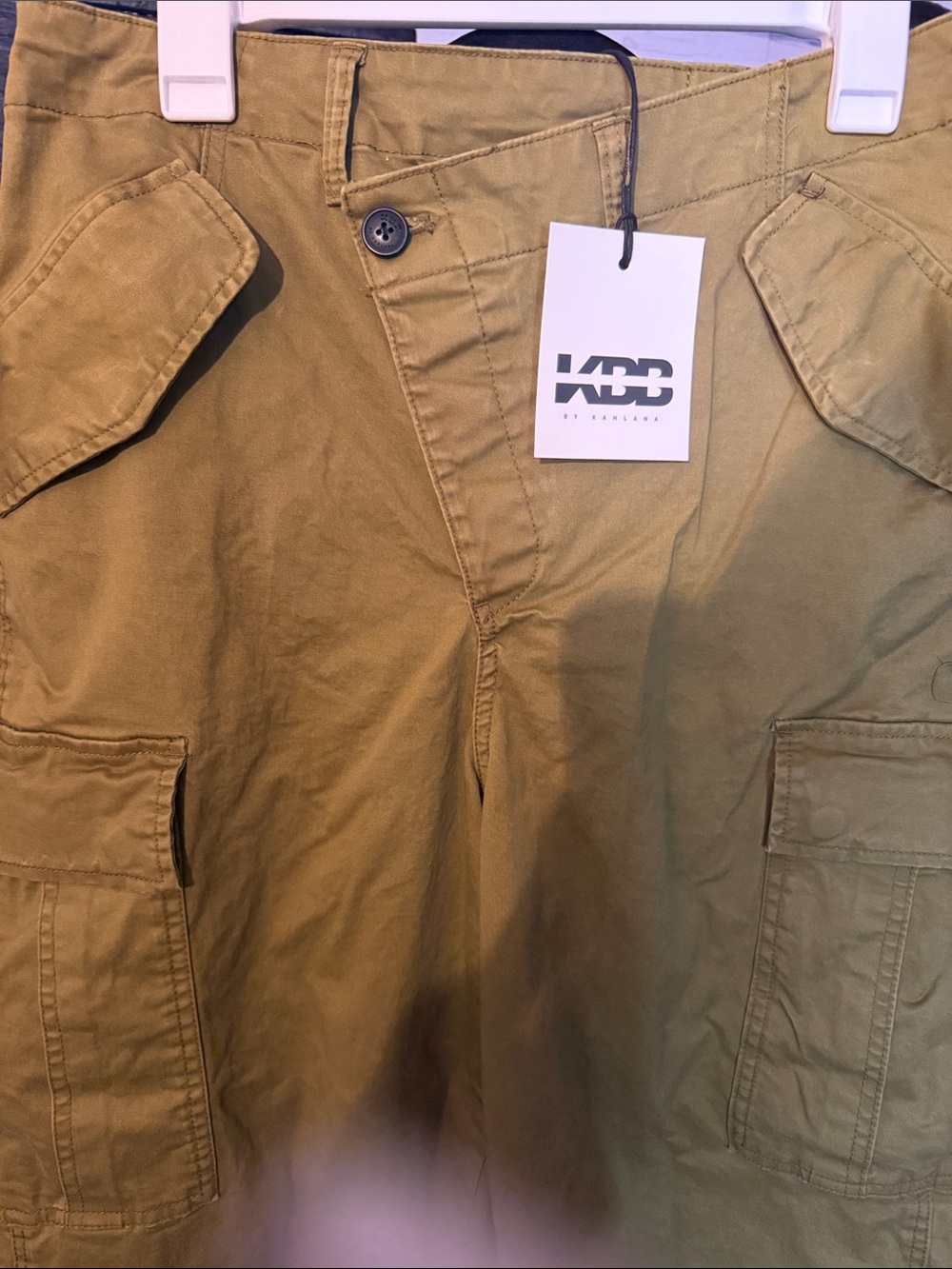 Women’s Olive Green Cargo Pants - Picture 2 of 7